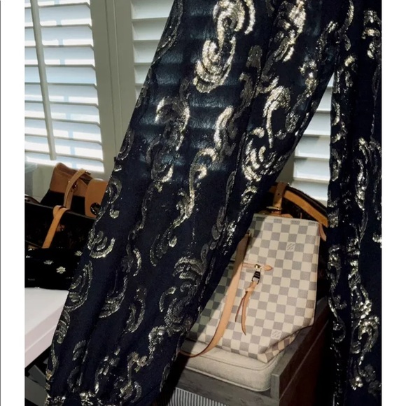 Lilly Pulitzer NWT Angelika Top Onyx Salty Wave Metallic Clip Size XXS - Picture 9 of 9